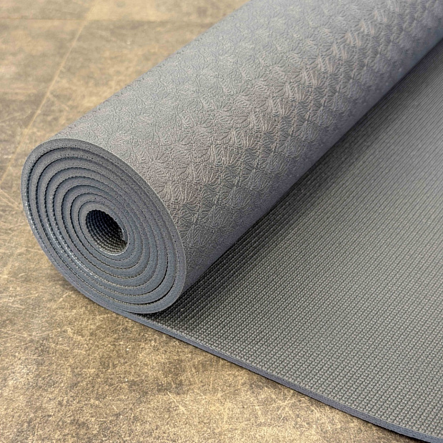 Коврик для йоги и фитнеса СТАНДАРТ (графит) 5 мм PROFI-FIT